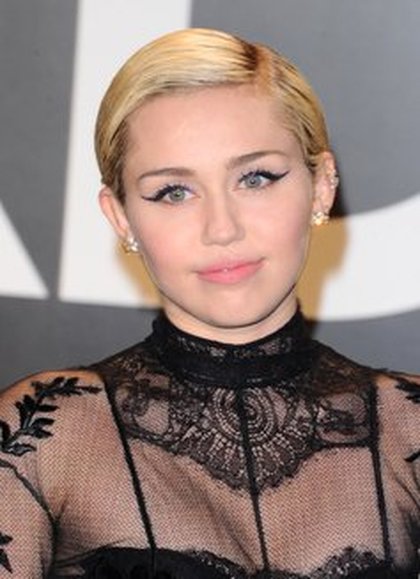 Miley Cyrus - coiffures