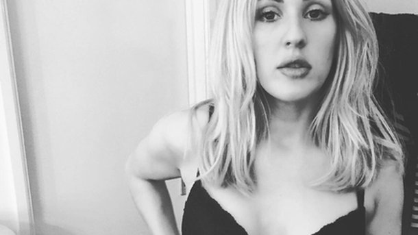 Ellie Goudling : le selfie sexy!