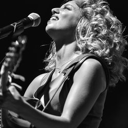 Tal - NRJ Music Tour Marseille 2016