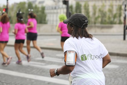 La team Fitnext/Chérie FM lors de la Parisienne