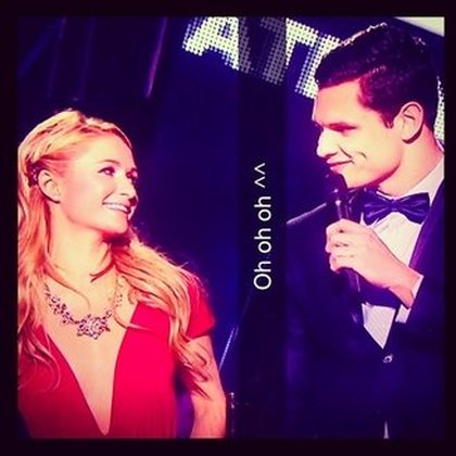 Paris Hilton : On stage presenting an award with @FlorentManaudou. #NRJMusicAwards 