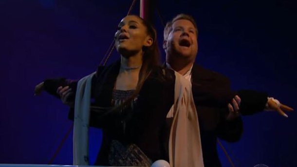 Ariana Grande et James Corden rendent hommage à «Titanic» et c’est incroyable !