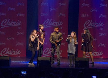 Concert Pop Love Kids United
