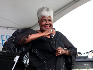 Dorothy Moore