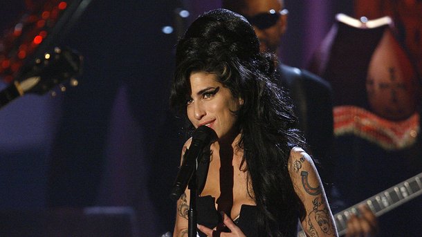 "Rehab" : quand l'histoire personnelle d'Amy Winehouse est devenue son plus grand tube