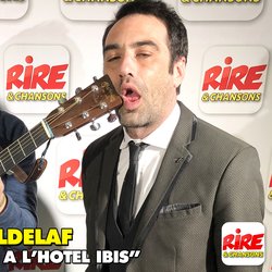 Oldelaf - L'amour à l'hôtel ibis - Rire & Chansons - photo