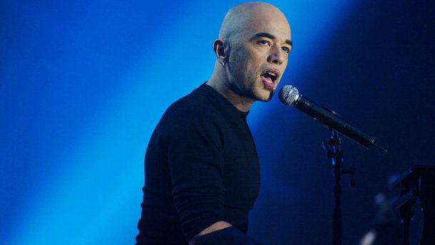 "De nous", nouvel extrait de l’album "France" de Pascal Obispo