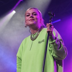 Louane - NRJ Music Tour Compiègne 2021