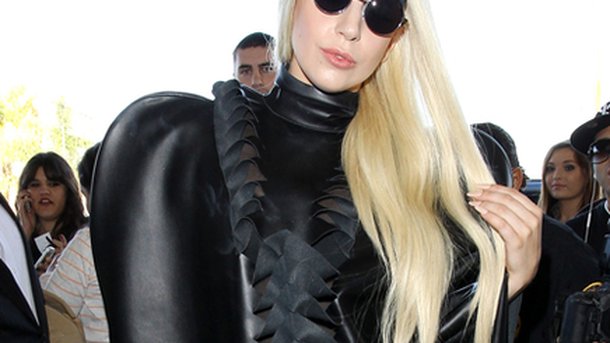 Lady Gaga s'excuse auprès de ses fans !