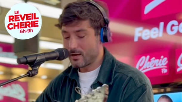 JÉRÉMY FREROT "Un homme" en live dans Le Réveil Chérie