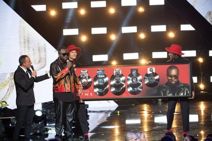 Maître Gims et Nikos Aliagas - NRJ Music Awards 20th Edition