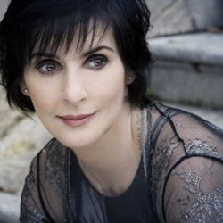 enya-promo01