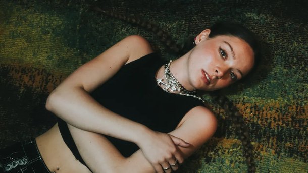 Le coup de cœur du club Chérie du jour: "Sleep Tight" de Holly Humberstone