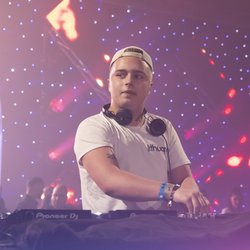 Dynoro - 7ème cérémonie des NRJ DJ AWARDS