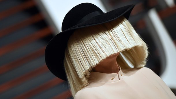 Quel est le vrai visage de Sia?