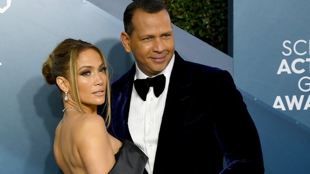 Jennifer Lopez et Alex Rodriguez : un mariage prévu cet été ?
