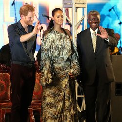Quand Rihanna rencontre le Prince Harry