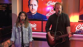 Gavin James et Philippine chantent "Always" en live pour Chérie FM