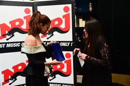 Selena Gomez à Paris: rencontre avec ses fans