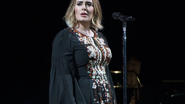 Adele et Beyoncé relèvent le mannequin challenge
