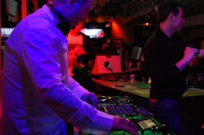 Jeudi 18 avril avec Le Mix de Cauet