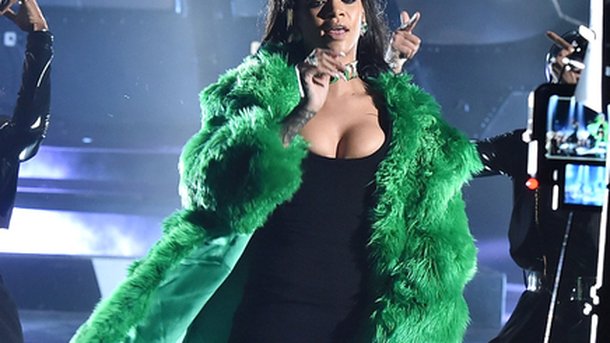 Rihanna : un duo avec Drake ?