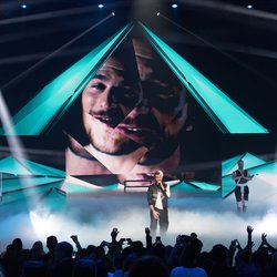 Amir - Cérémonie NRJ Music Awards 2016