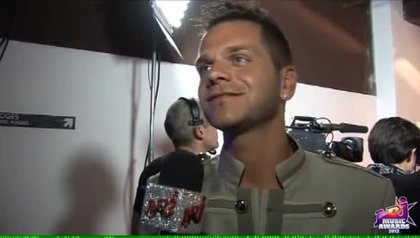 Réactions : Keen'V - NRJ Music Awards 2012